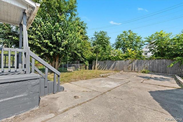 4810 Lenox Street, Detroit, MI 48215