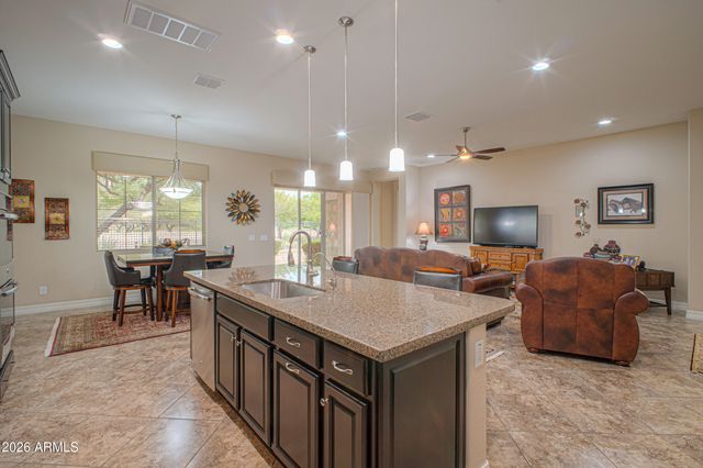 3561 S ADOBE Drive, Chandler, AZ 85286