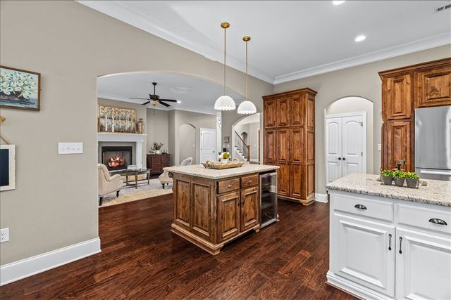 1479 Le Chesnay Drive, Centerton, AR 72719