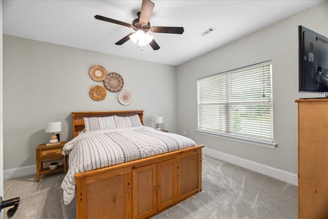 1479 Le Chesnay Drive, Centerton, AR 72719