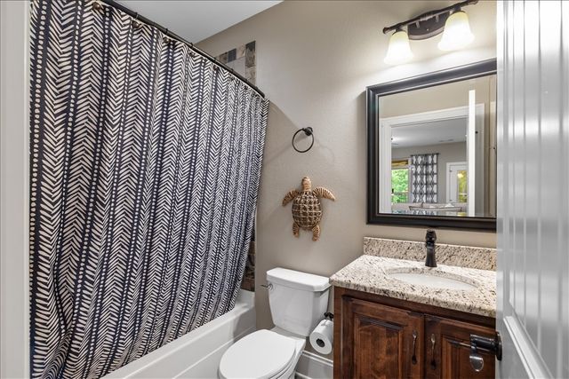 1479 Le Chesnay Drive, Centerton, AR 72719