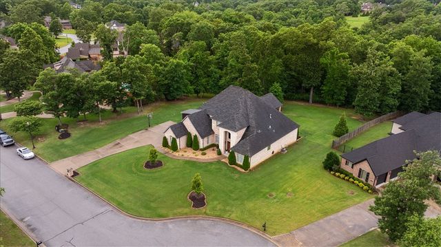 1479 Le Chesnay Drive, Centerton, AR 72719