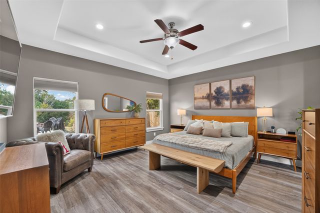 4211 S Denley Drive, Dallas, TX 75216