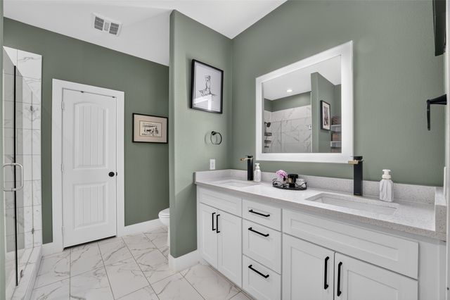 4211 S Denley Drive, Dallas, TX 75216