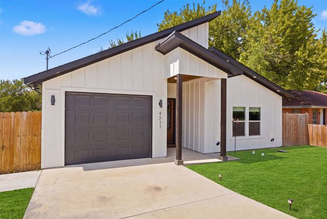 4211 S Denley Drive, Dallas, TX 75216
