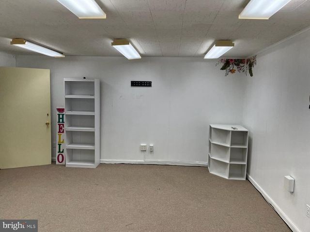 808 BETHLEHEM PIKE, Glenside, PA 19038