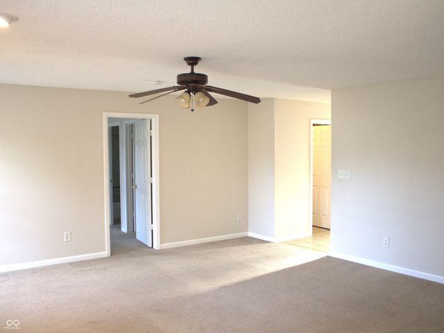 19167 Fox Chase Drive, Noblesville, IN 46062
