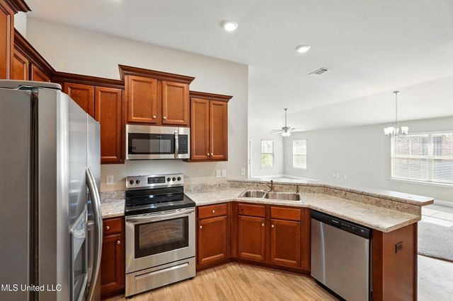 14540 Canal Loop, Gulfport, MS 39503