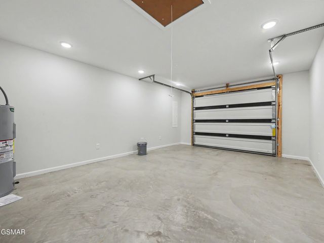 234 Meadowbrook Drive, Pigeon Forge, TN 37863