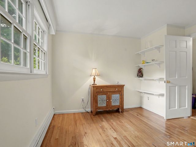 15 Flat Rock Drive, Ridgefield, CT 06877