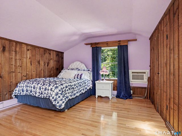 15 Flat Rock Drive, Ridgefield, CT 06877