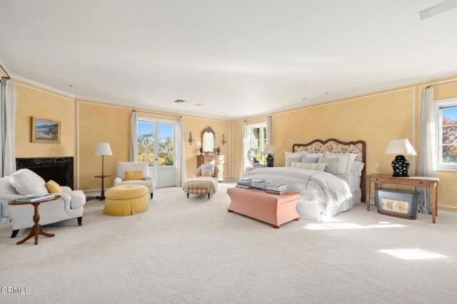 1290 Hillcrest Avenue, Pasadena, CA 91106