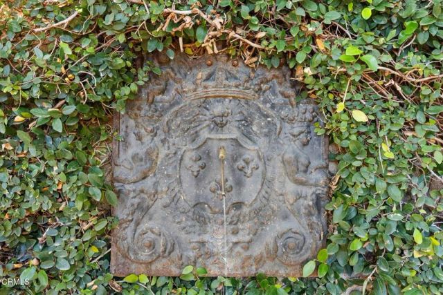 1290 Hillcrest Avenue, Pasadena, CA 91106