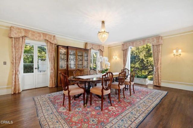 1290 Hillcrest Avenue, Pasadena, CA 91106