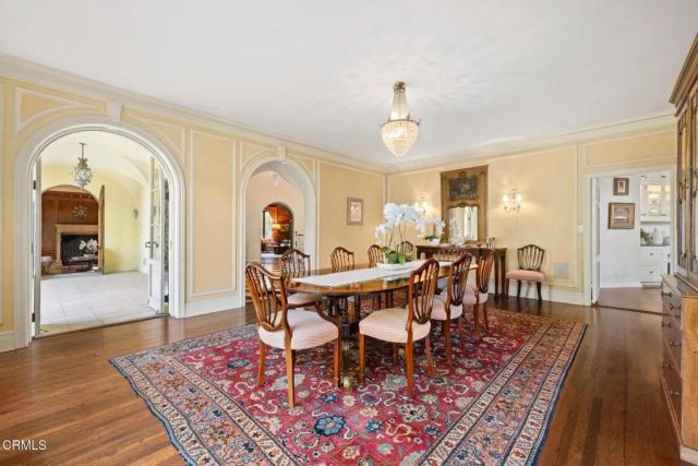 1290 Hillcrest Avenue, Pasadena, CA 91106