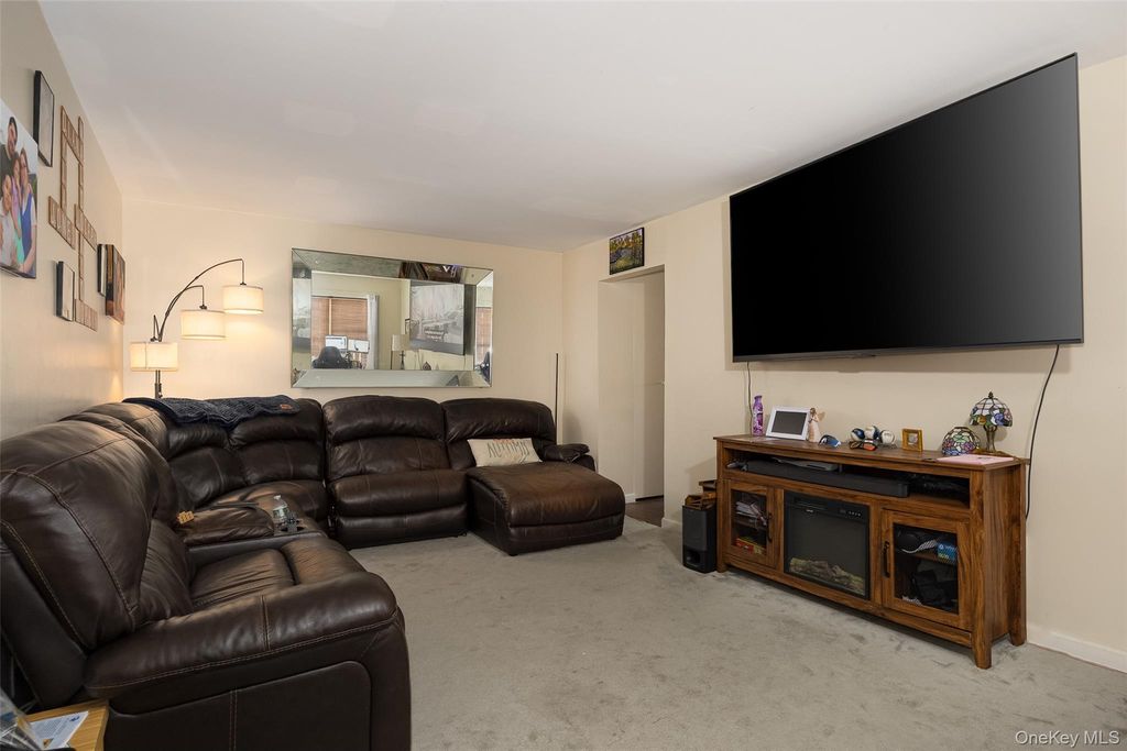 3 Colonial Road 97, Beacon, NY 12508 — photo 4
