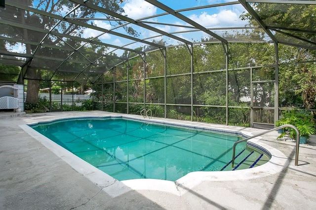 412 FOREST STREET, Windermere, FL 34786