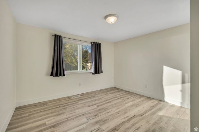 3814 W MANSFIELD CIR, West Jordan, UT 84084