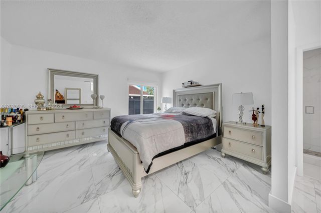 5835 SW 144th Cir Place, Miami, FL 33183