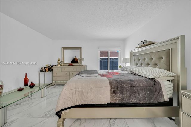5835 SW 144th Cir Place, Miami, FL 33183