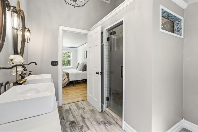 202 Baldwin St, Leicester, MA 01524