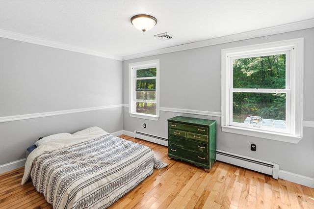 202 Baldwin St, Leicester, MA 01524