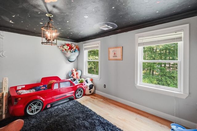 202 Baldwin St, Leicester, MA 01524