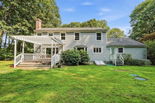 202 Baldwin St, Leicester, MA 01524
