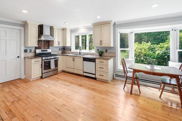 202 Baldwin St, Leicester, MA 01524