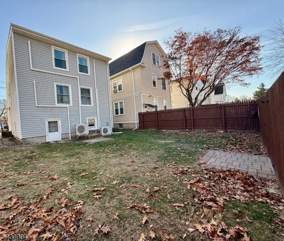 48 Broughton Ave 2, Bloomfield Twp., NJ 07003