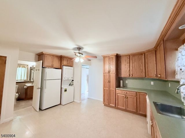 48 Broughton Ave 2, Bloomfield Twp., NJ 07003