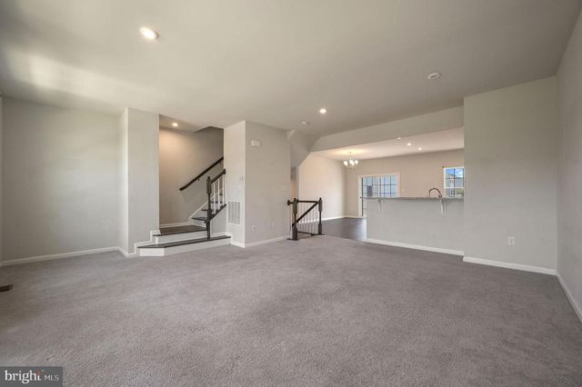 343 S PARKWAY DR, Middletown, DE 19709