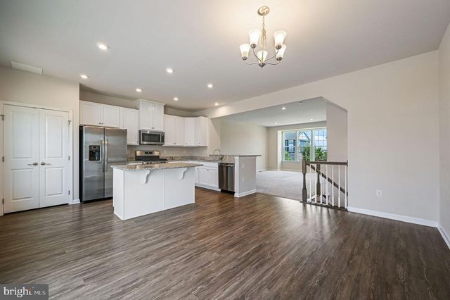 343 S PARKWAY DR, Middletown, DE 19709