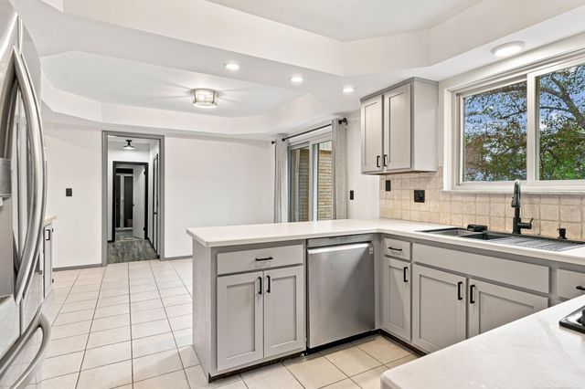 47795 Anna Court, Shelby Twp, MI 48315