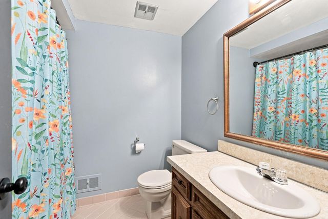 47795 Anna Court, Shelby Twp, MI 48315