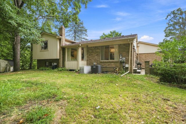 47795 Anna Court, Shelby Twp, MI 48315