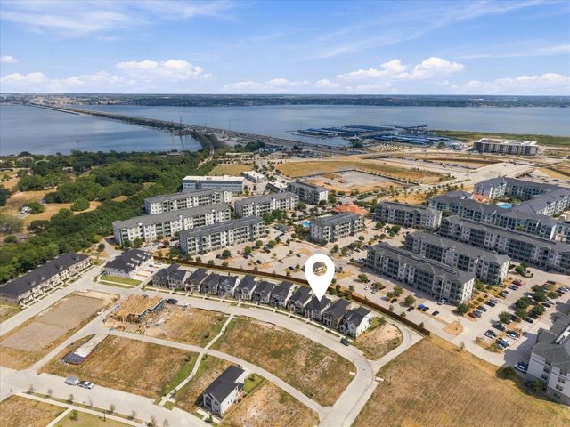 1814 Waterwalk Drive, Rowlett, TX 75088