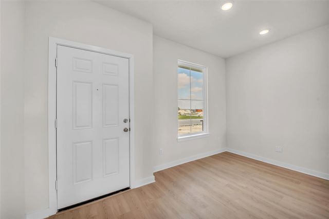 308 Boatright BLVD, Jarrell, TX 76537