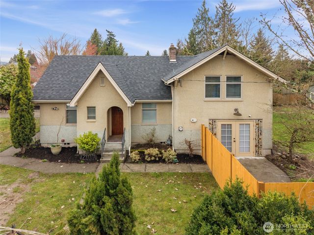 2010 13th Avenue NW, Puyallup, WA 98371