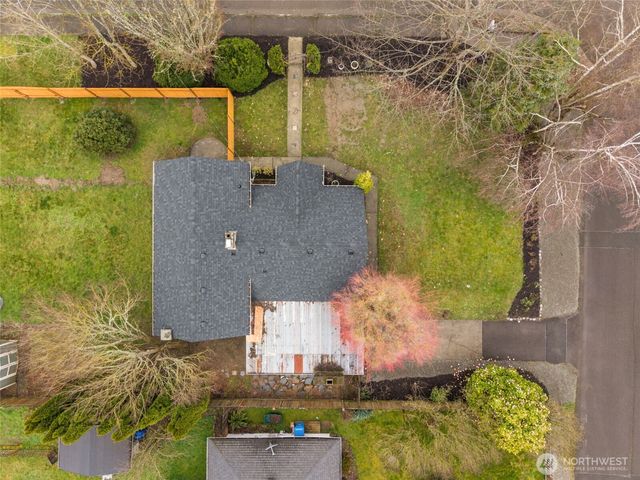 2010 13th Avenue NW, Puyallup, WA 98371