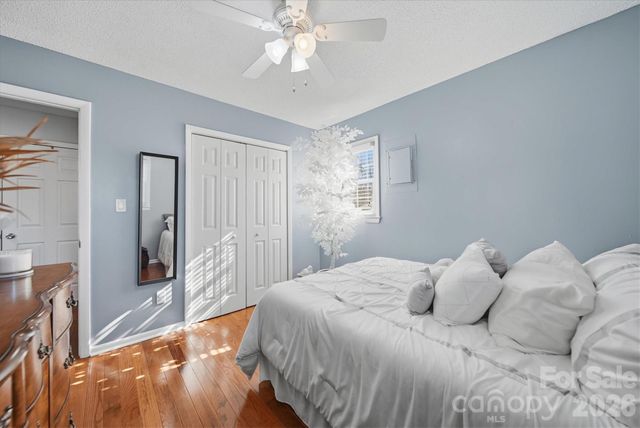 1118 N Frye Avenue, Newton, NC 28658