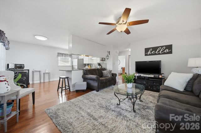 1118 N Frye Avenue, Newton, NC 28658