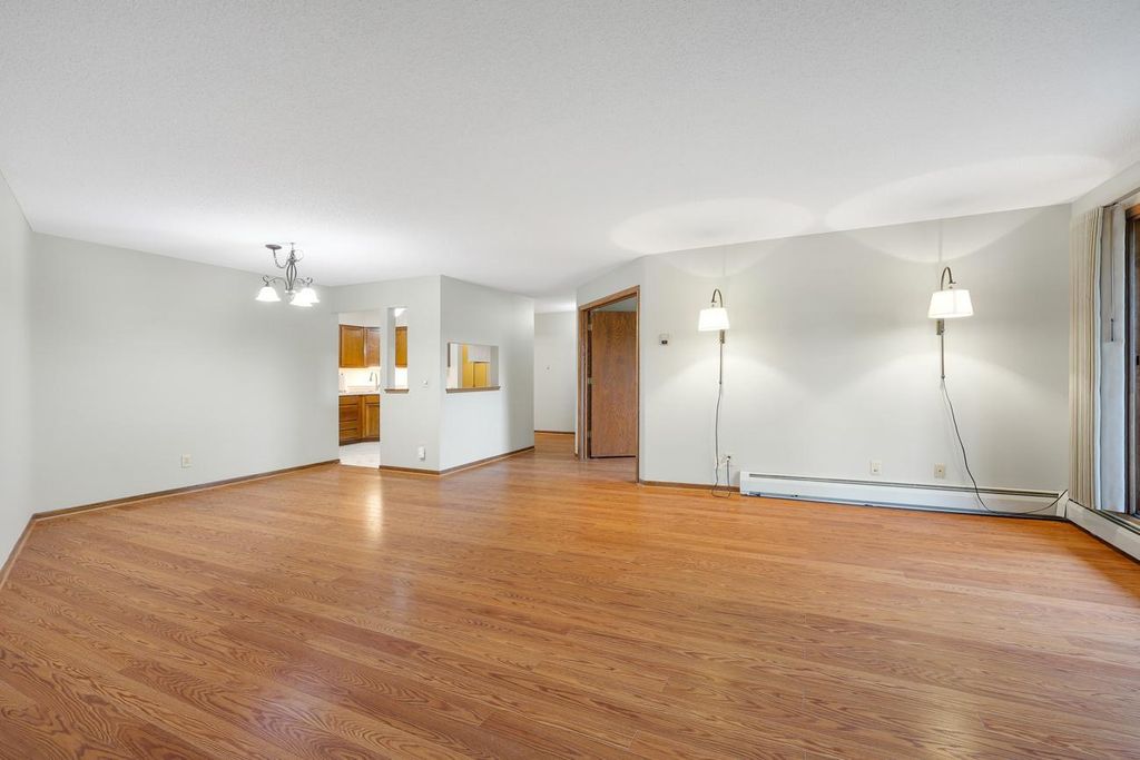 999 41st Avenue NE 307, Columbia Heights, MN 55421 — photo 2