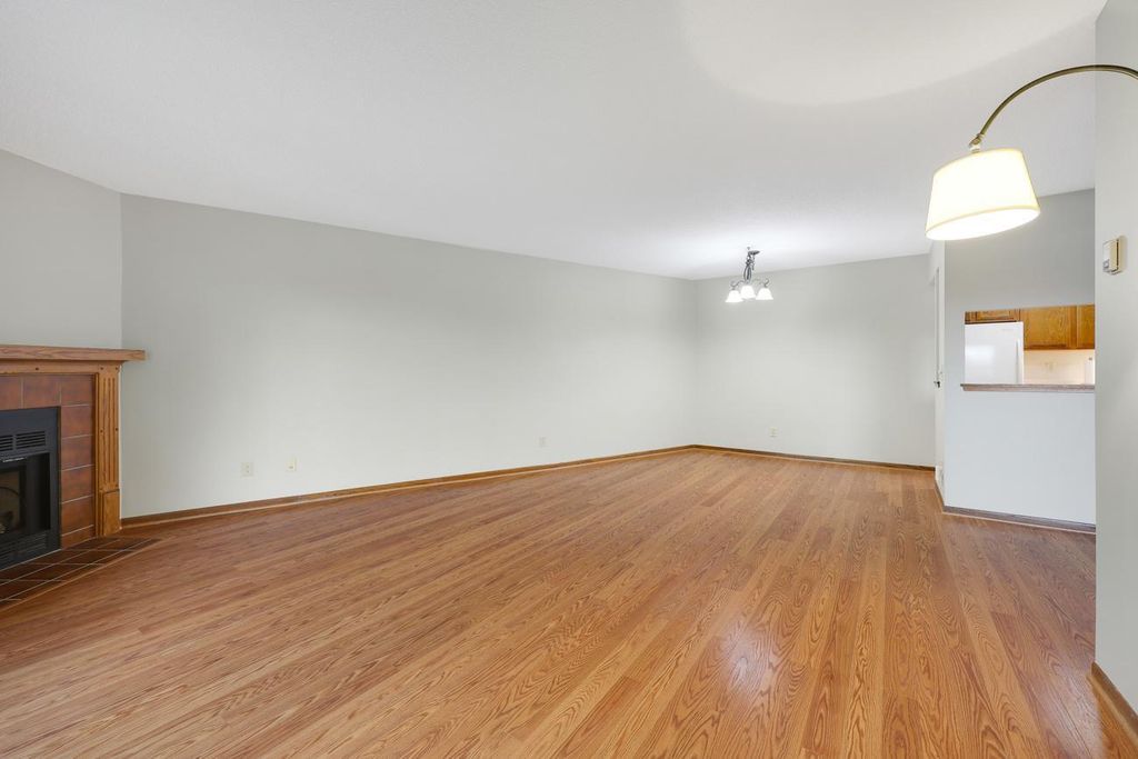 999 41st Avenue NE 307, Columbia Heights, MN 55421 — photo 3