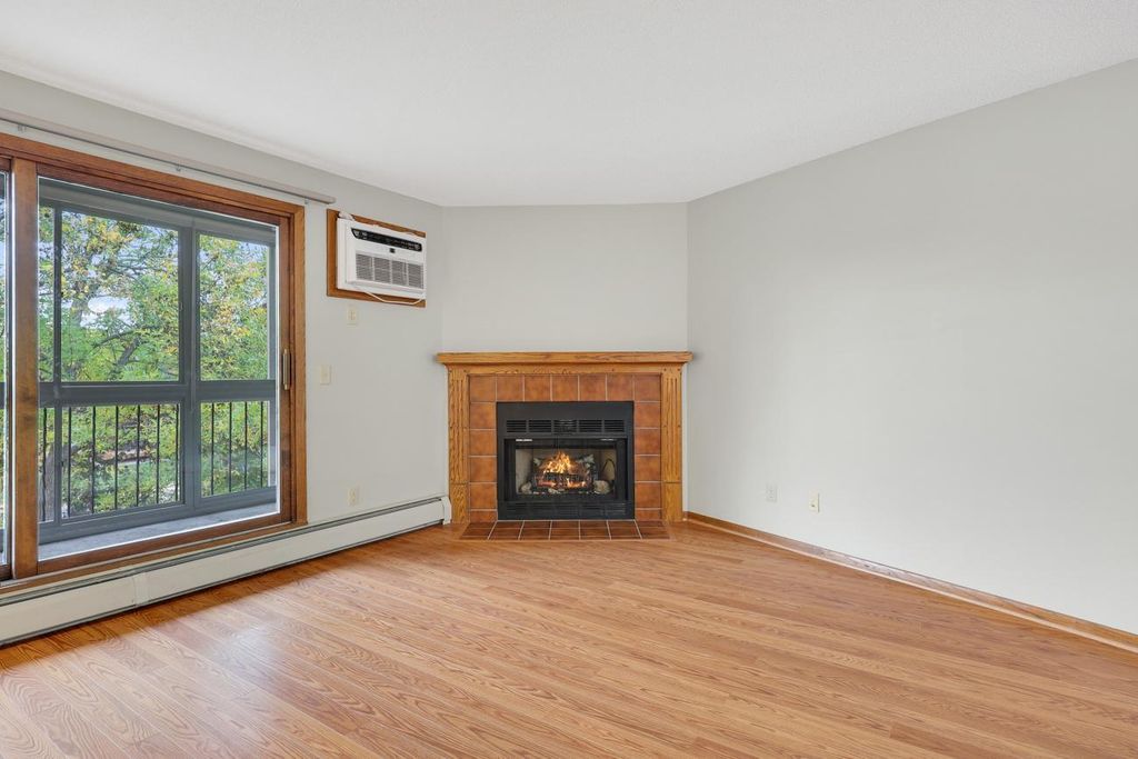999 41st Avenue NE 307, Columbia Heights, MN 55421 — photo 4