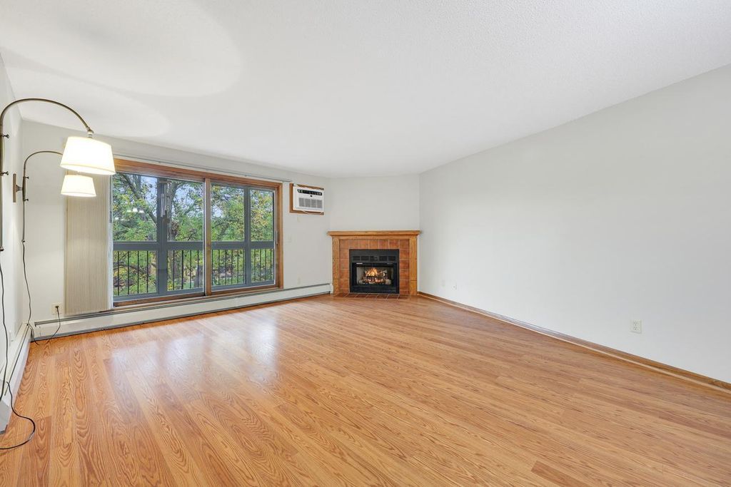 999 41st Avenue NE 307, Columbia Heights, MN 55421 — photo 5
