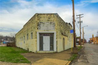 97 Helen St, Mckees Rocks, PA 15136