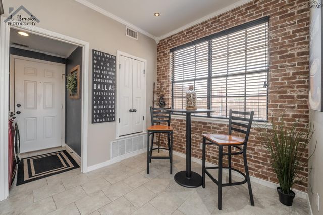 12 WORTHINGTON COURT, Wichita Falls, TX 76306