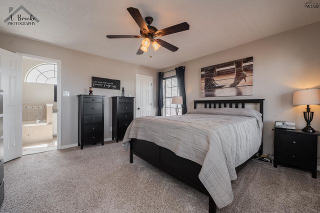 12 WORTHINGTON COURT, Wichita Falls, TX 76306