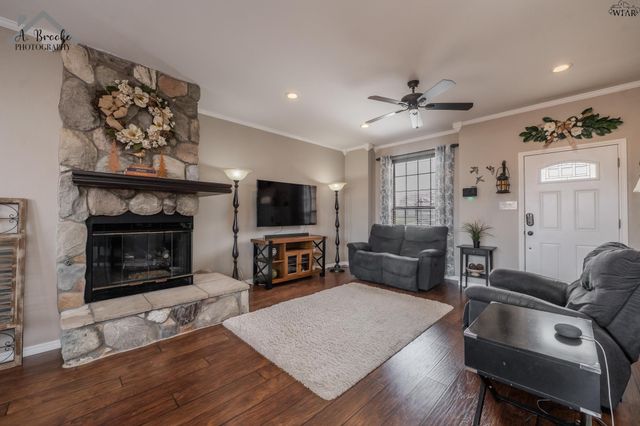 12 WORTHINGTON COURT, Wichita Falls, TX 76306